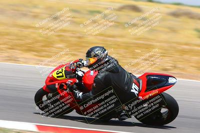 media/Apr-30-2023-CRA (Sun) [[020fcf5d43]]/Race 3-1000 Amateur Supersport/